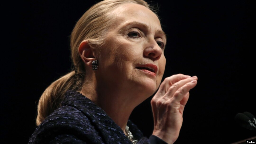 Clinton se reunió en Irlanda con el canciller ruso y el enviado especial de la ONU para Siria.