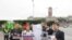 台湾人权团体在总统府前召开记者会(美国之音张永泰拍摄)