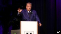 El ex vicepresidente de EE. UU. Al Gore habla sobre el cambio climático en la Universidad de Vanderbilt como parte de un evento mundial, "24 horas de realidad", en Nashville, Tennessee, el 20 de noviembre de 2019.