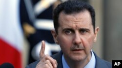 Syria President Bashar al-Assad addresses reporters, Dec. 9, 2010 (File)