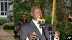 Uganda President Yoweri Museveni addresses the ruling party members in Entebbe, Uganda, April 24, 2012.