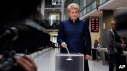 Lithuania's President Dalia Grybauskaite casts her ballot during early voting in presidential elections, at a polling station in Vilnius, Lithuania, May 7, 2019. Unable to run for a third term, she has been tipped as a contender to be the next president of the European Council.