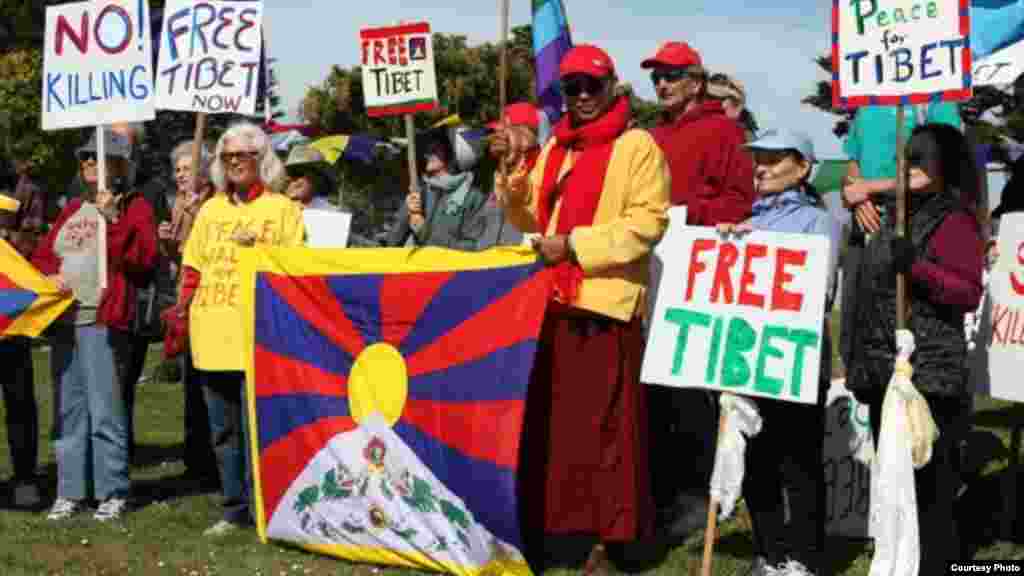 Monterey, California (Photo: Khenpo Kharten)