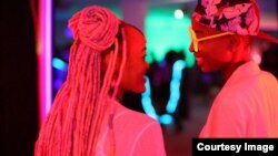 "Rafiki" est le premier long métrage kenyan sélectionné pour le Festival international du film de Cannes, ayant été inclus dans la catégorie "Un Certain Regard" de la sélection officielle du festival.