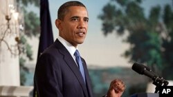 US President Barack Obama makes a statement on the debt ceiling talks to the press, July 29, 2011