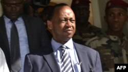 Mamady Youla lors d'une cérémonie de passation de pouvoir à Conakry, le 29 décembre 2015.