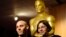 Joshua Oppenheimer (kiri) dan produser Signe Byrge Sorensen dalam sebuah resepsi Academy Awards sebelum malam penganugerahan Oscars.