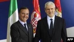 Italijanski šef diplomatije Franko Fratini i predsednik Srbije Boris Tadić tokom susreta u Beogradu