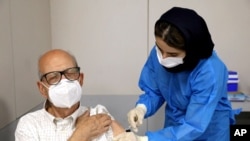 مقامات بهداشتی ایران نیز نسبت به شیوع گونه دلتا در کشور هشدار داده اند