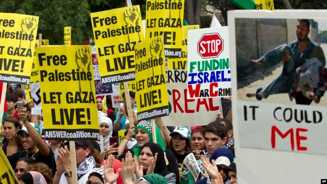 Demonstran pro-Palestina di depan Gedung Putih, Sabtu 2 Agustus 2014.
