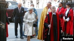 Queen Elizabeth Celebrates 60th Anniversary of her Coronation