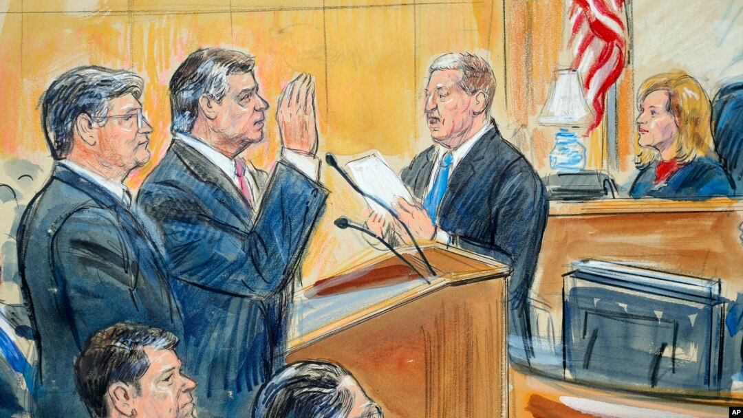 Sketsa persidangan menggambarkan mantan ketua kampanye Donald Trump, Paul Manafort (tengah) dan pengacaranya, Richard Westling (kiri), di hadapan Hakim Pengadilan Distrik, Amy Berman Jackson, di pengadilan federal di Washington, 14 September 2018.