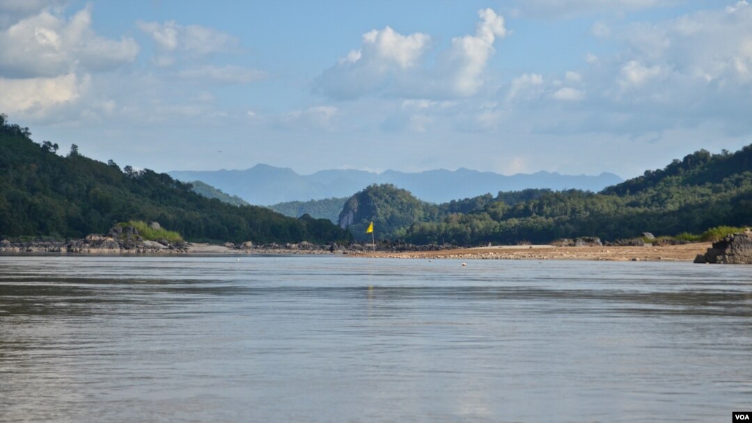 Penduduk Desa Laos Diusir Untuk Pembangunan Bendungan Luang Prabang