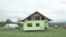 Bosnian Builds Rotating House