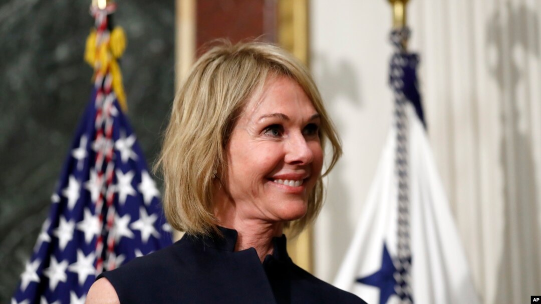 Duta Besar AS untuk Kanada, Kelly Craft, pada upacara pelantikannya di Gedung Putih, Washington, 26 September 2017.