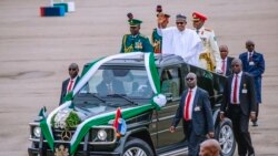 Lokacin da motar da ke dauke shugaba Buhari take zayaga filin Eagle Square