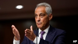 Rahm Emanuel berbicara di hadapan para anggota DPR untuk pencalonannya sebagai duta besar AS untuk Jepang, di Capitol Hill, Washington, Rabu, 20 Oktober 2021. 