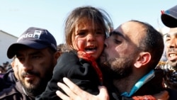 EN FOTOS: Tres rehenes israelíes fueron liberados por Hamás e Israel entrega más prisioneros a cambio