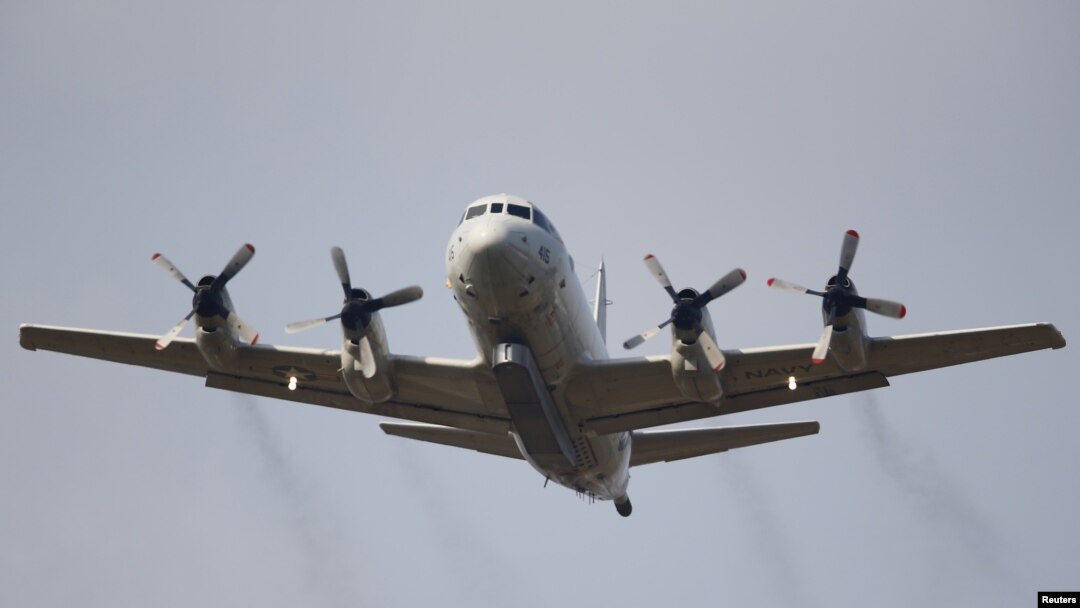 A U.S. Navy P-3 Orion Maritime patrol aircraft takes off from Incirlik airbase in the southern city of Adana, Turkey, July 26, 2015. 
