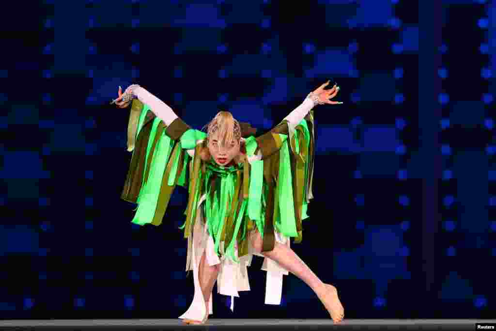 A performer during the closing ceremony REUTERS/Antonio Bronic