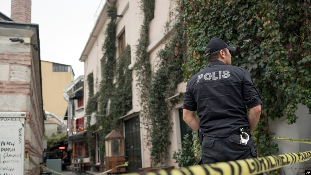 Di Istanbul, polisi menggerebek 31 rumah, dan menahan 24 tersangka – termasuk empat orang berkewarganegaraan asing, Senin, 30 Desember 2019. (Foto: ilustrasi). 