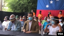 El líder opositor venezolano, Juan Guaidó, en conferencia de prensa en Caracas. Junio 18, 2021. Foto: Álvaro Algarra - VOA.