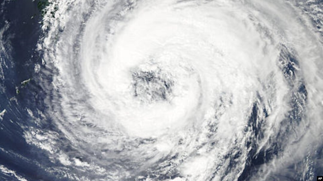 NASA's Aqua satellite captures this image of tropical Storm Talas over the western Pacific Ocean, September 1, 2011, as storm clouds reaches the southern shores of Japan.
