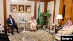 د ایران خارجه وزیر حسین امیر عبداللهیان او د سعودي عرب خارجه وزیر فیصل بن فرحان 