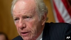 Senator Joe Lieberman leads a hearing of the Senate Committee on Homeland Security and Governmental Affairs, September 19, 2012.