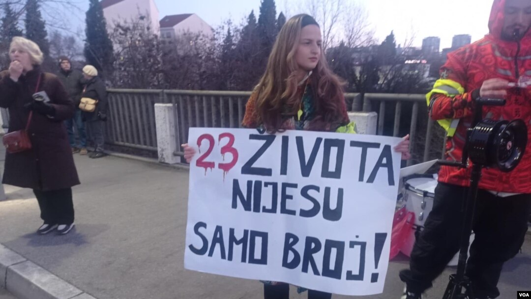 Detalj sa protesta u Podgorici, 5. februara 2025.