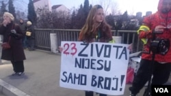 Detalj sa protesta u Podgorici, 5. februara 2025.