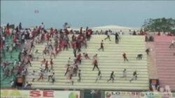 Huit morts dans un stade du foot au Sénégal (vidéo)