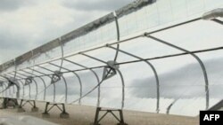Ogledala u italijanskoj solarnoj elektrani