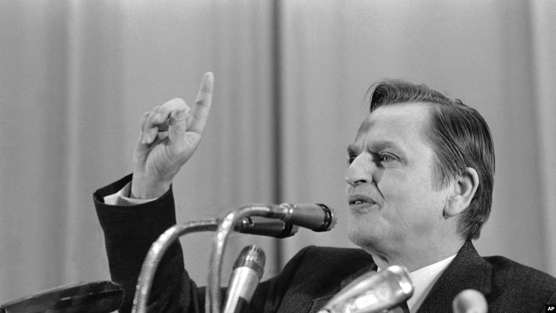 Švedski premijer Ulof Palme na konferenciji za novinare u Moskvi, 7. aprila 1976. 