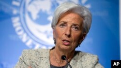 FILE - International Monetary Fund (IMF) Managing Director Christine Lagarde speaks at a news conference during the the G5 Ministers of Finance meeting during the World Bank/IMF Spring Meetings in Washington, April 14, 2016.