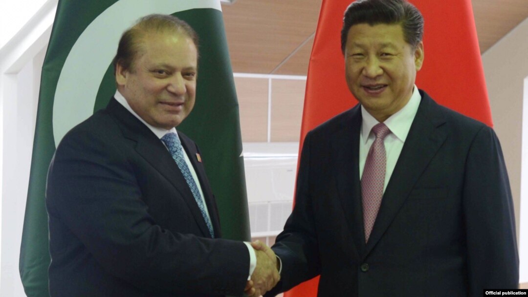 Thủ tướng Nawaz Sharif và Chủ tịch Tập Cận Bình. Với sự giúp đỡ của TQ, Pakistan hy vọng hưởng lợi từ thỏa thuận hạt nhân Iran.