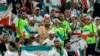 تماشاگران حکومتی  در  ورزشگاه اجوکیشن سیتی دوحه، پیش از دیدار سوم ایران در مرحله گروهی جام ملتهای آسیا مقابل امارات