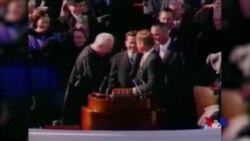 Gora John F. Kennedy Serokê 35an yê Amerîka li Goristana Arlington