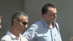 Greqia ndalon hyrjen e gazetarit Mema