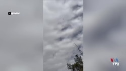 ثبت لحظه عبور موشک از بالای سر فیلمبردار که به سمت منطقه «نیروی هوایی» شلیک شده بود