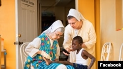 Las Hermanas Felicianas, una orden vinculada a los monjes franciscanos, tienen misiones en distintas partes del mundo.