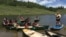 Cambodian adoptees prepared for Dragon Boat Race in the annual Cambodian Heritage Camp at Snow Mountain Range, Colorado in July 2017. (Poch Reasey/VOA Khmer)