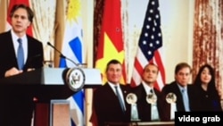 Empresas de Ecuador, Perú, Honduras y Uruguay fueron reconocidas. El secretario de Estado adjunto para asuntos empresariales, Charles Ripken inauguró el evento.