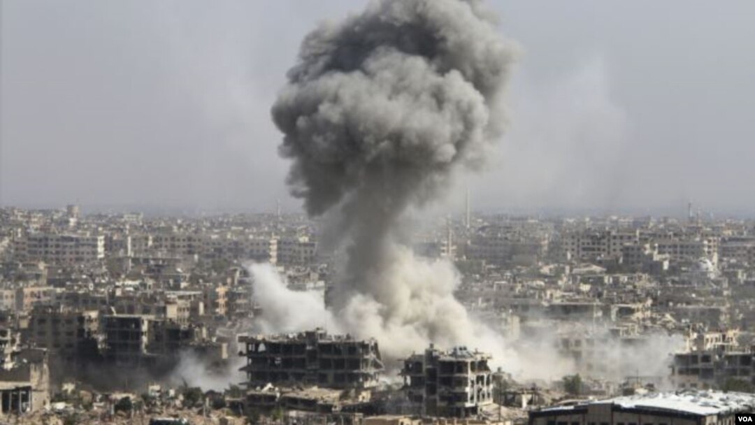 شام کې د روس کاروائي هیواد پس له هغې نوره هم کړکیچنه شوي چې د ترکي هوائي ځواکونو یو روسي جهاز راوغورځو. د ترکي مامورین وايي روسي جهاز د ترکي سرحد خلاف ورزي کړې وه او په دې اړه ورته خبرداری ورکړی شوی وو. خو روسي مامورین وايي روسي جهاز د شام په سرحد کې دننه وو.