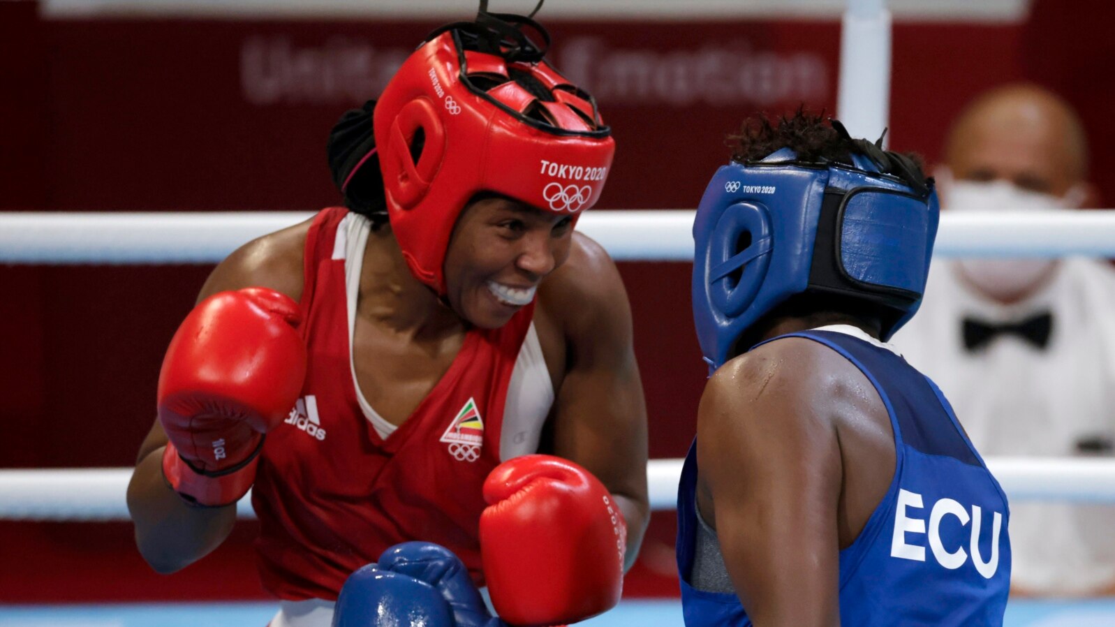 Jogos Olímpicos 2020 - pugilista moçambicana Rady Adosinda Gramane contra Erika Pachito do Equador. 28 de Julho 2021