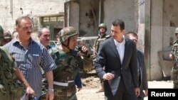 Prezident Bashar al-Assad 21-avgust kuni Damashq yaqinida sodir etilgan kimyoviy hujumda yetakchi harbiylarini ayblayotgan bo'lishi hech gapmas. 