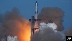 El cohete Starship despega durante un vuelo de prueba en Boca Chica, Texas, el 16 de enero de 2025. AP/Eric Gay