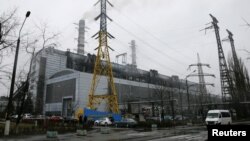 For the first time, the United States will sell coal to Ukraine's state-owned energy firm Centrenergo to help it heat homes and businesses in the coming winter months, it says July 31, 2017.