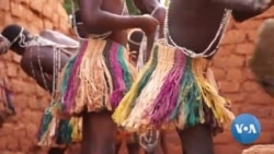 Centrafrique: les trompes des Broto, une tradition musicale menacée