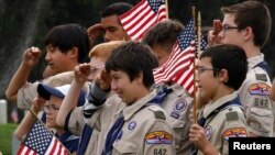 Boy Scouts of America menghadiri acara peringatan akhir pekan Memorial Day di Los Angeles, California, 25 Mei 2013. (Foto: REUTERS/Jonathan Alcorn)